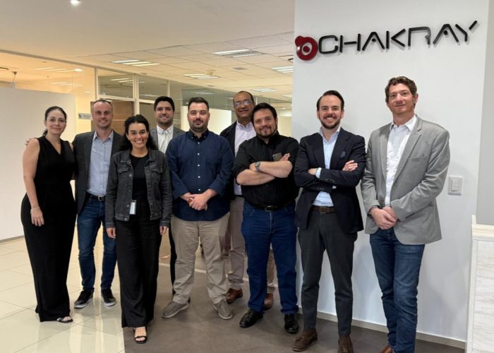 Lideres en Latam de Chakray y WSO2, reunidos en las oficinas de Chakray México